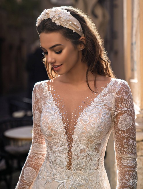 https://www.sposa-lia.com/images/stories/virtuemart/product/425       (4)85.jpg
